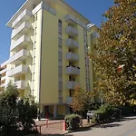 Renewed Flat With Seaview-beahost 公寓