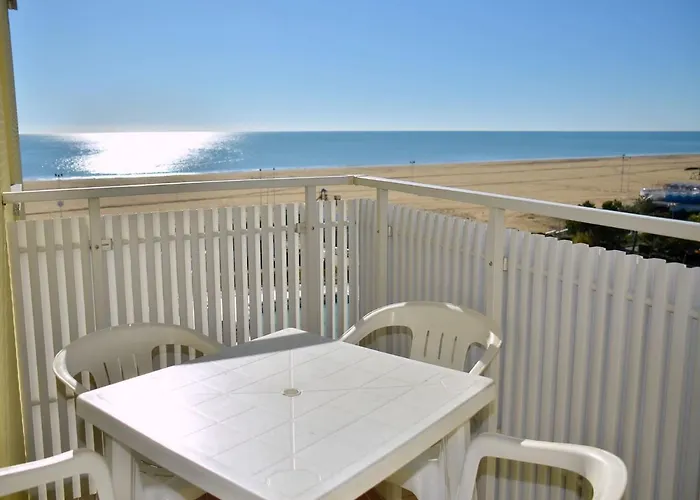 Apartament Renewed Flat With Seaview-beahost