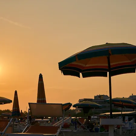Renewed Flat With Seaview - Beahost Apartment Bibione