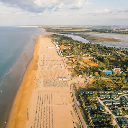 Renewed Flat With Seaview - Beahost Appartement Bibione